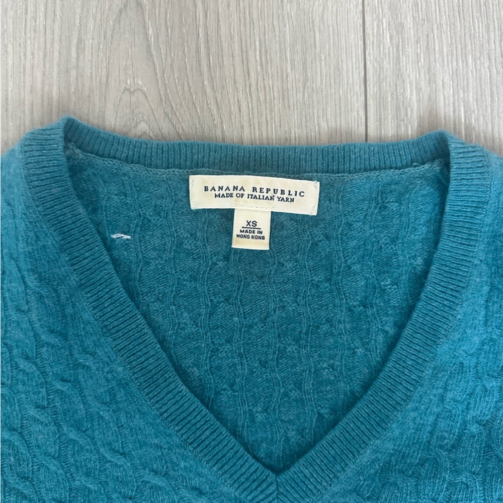 Banana Republic Teal Knit Top - Picture 2 of 3